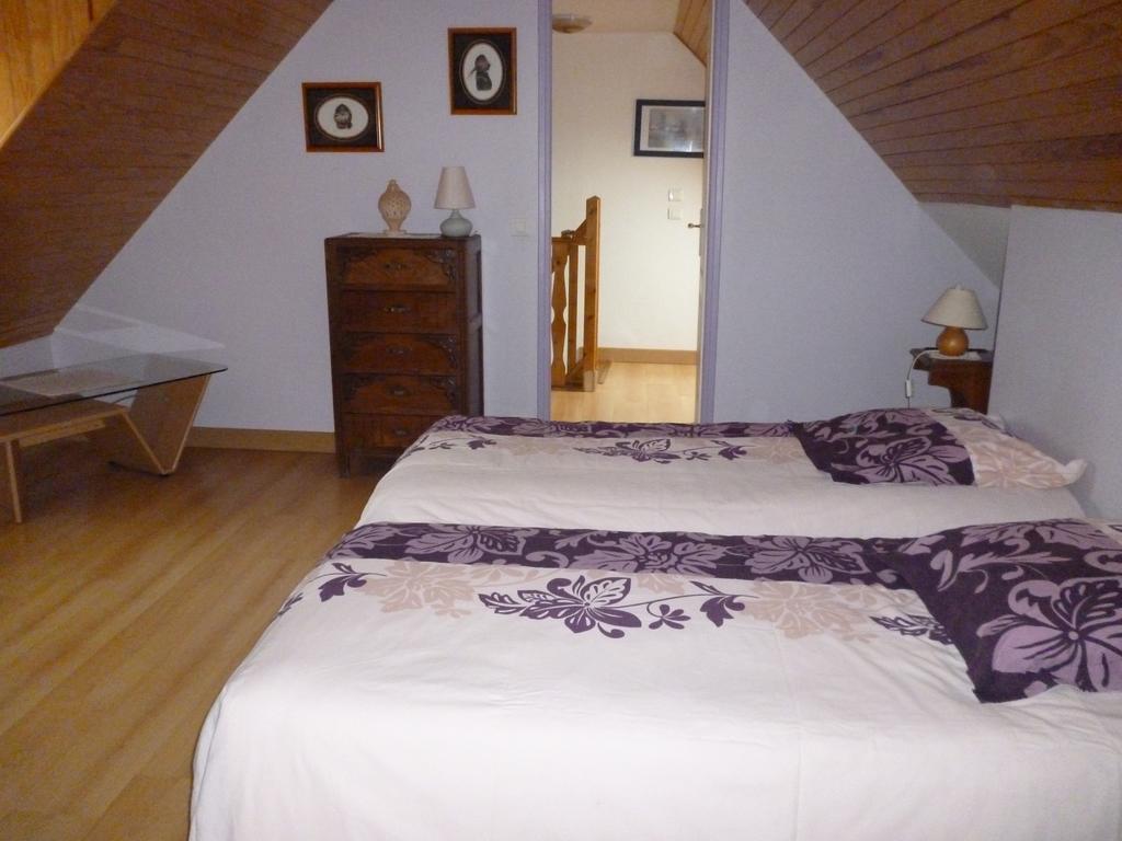 Les Gites De Kerroyal Garlan Εξωτερικό φωτογραφία